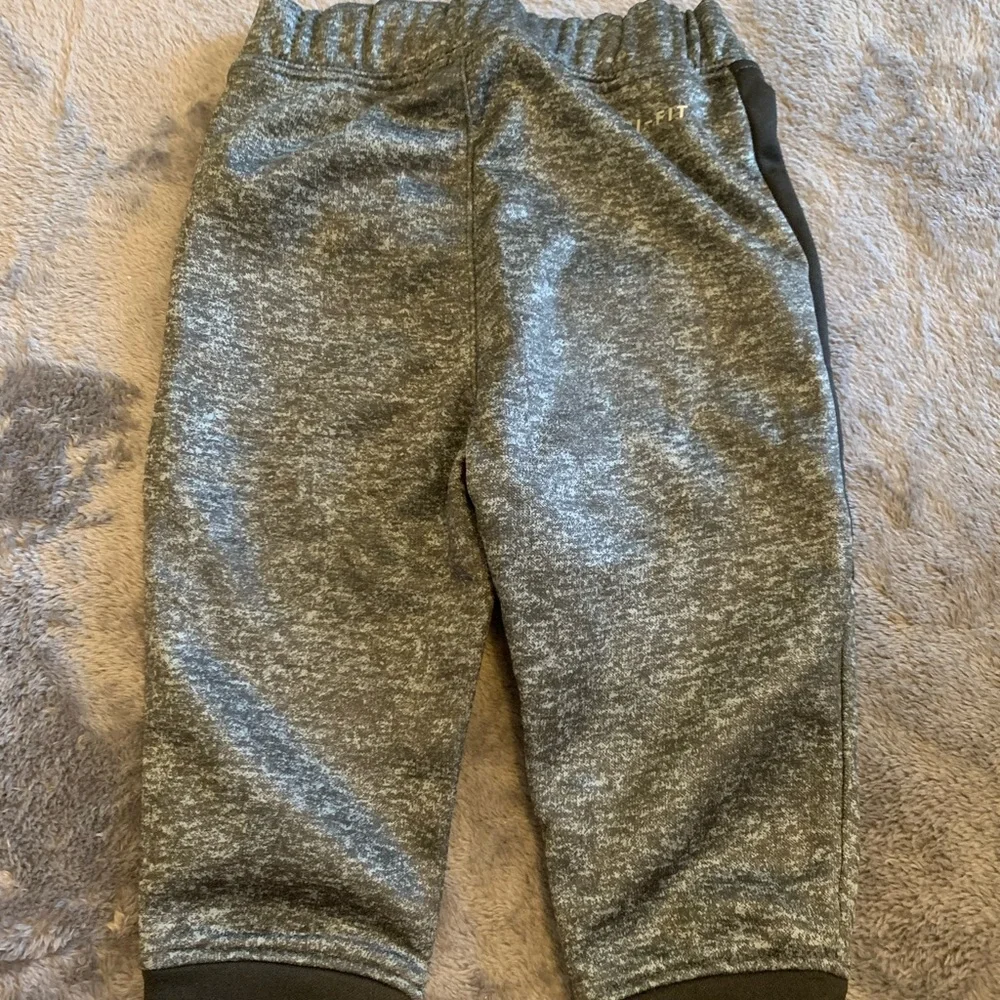 Nike Dri-FIT Orange Activewear - Picture 7 of 7